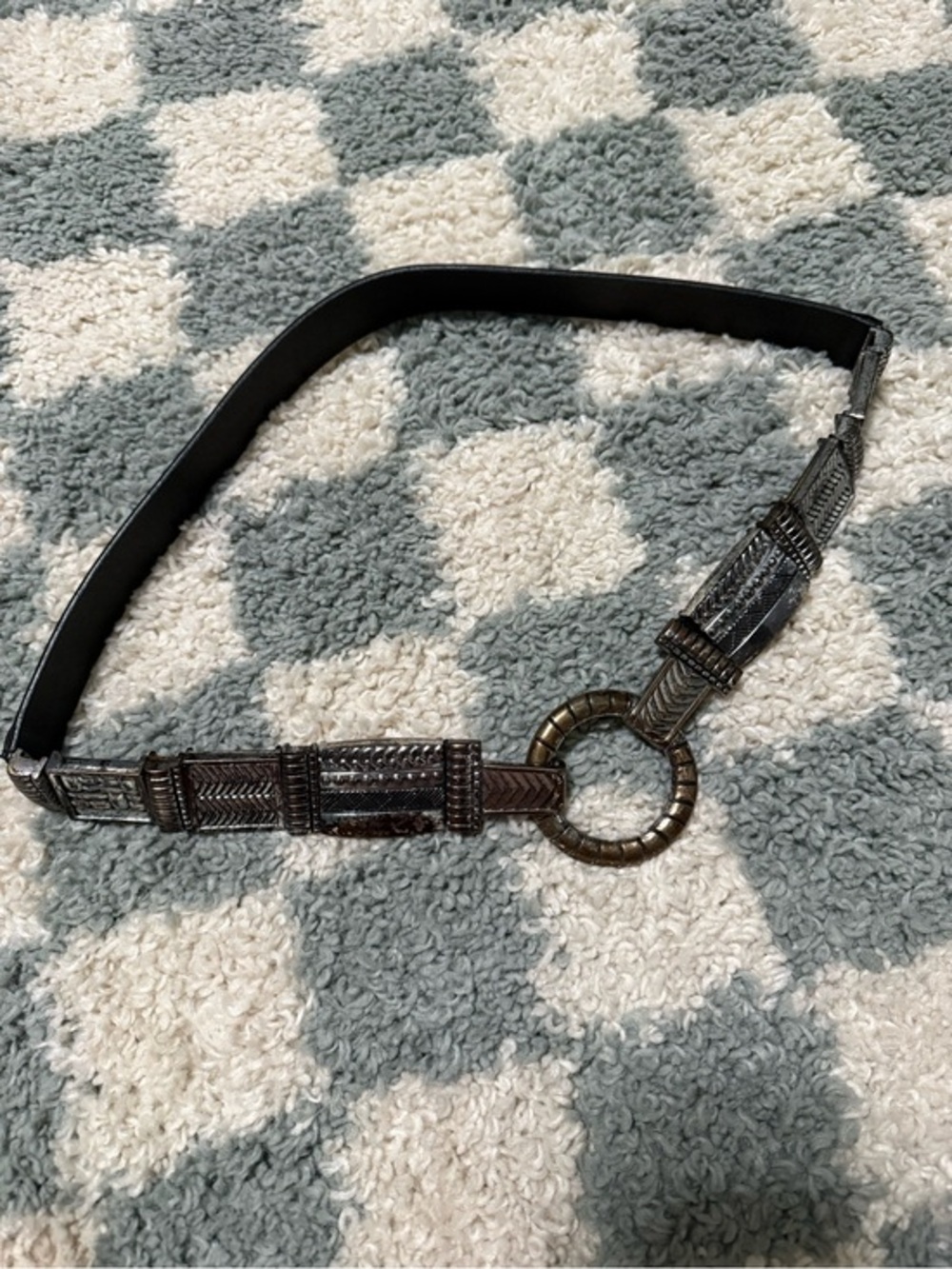 Chico’s black leather women’s belt silver tone links southwestern western Medium